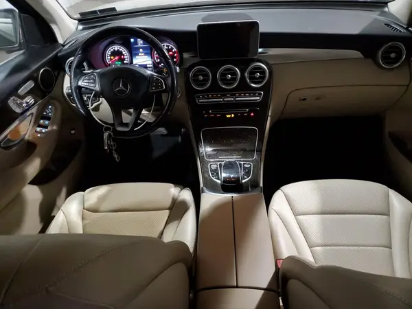 WDC0G4KB5GF085940 2016 MERCEDES-BENZ GLC - Image 8