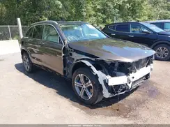 WDC0G4KB5GF088661 2016 MERCEDES-BENZ GLC
