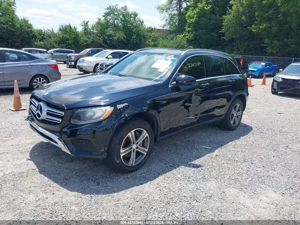 WDC0G4KB5GF100226 2016 MERCEDES-BENZ GLC - Image 2