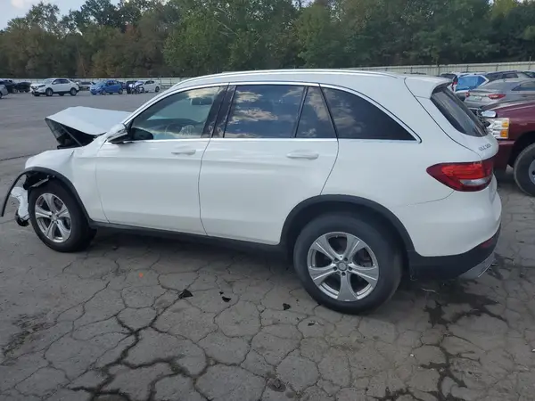 WDC0G4KB5GF100484 2016 MERCEDES-BENZ GLC - Image 2