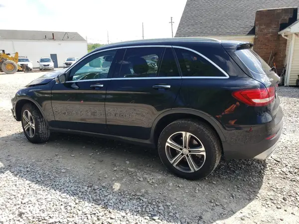 WDC0G4KB5GF112294 2016 MERCEDES-BENZ GLC - Image 2
