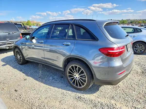 WDC0G4KB5GF113266 2016 MERCEDES-BENZ GLC - Image 2