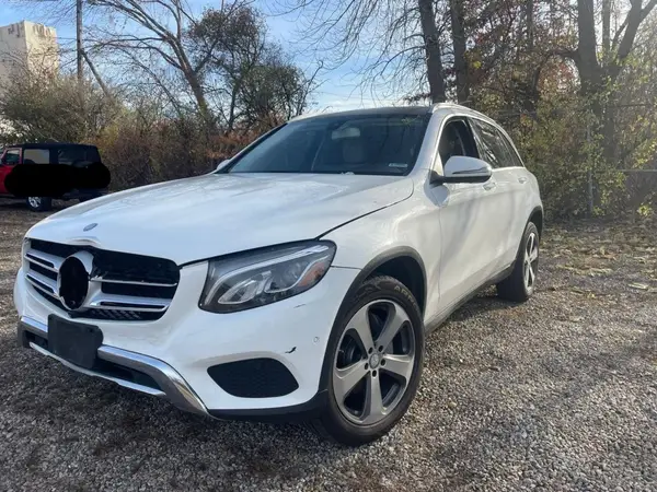 WDC0G4KB5HF137777 2017 MERCEDES-BENZ GLC - Image 2