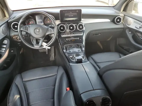 WDC0G4KB5HF140047 2017 MERCEDES-BENZ GLC - Image 8