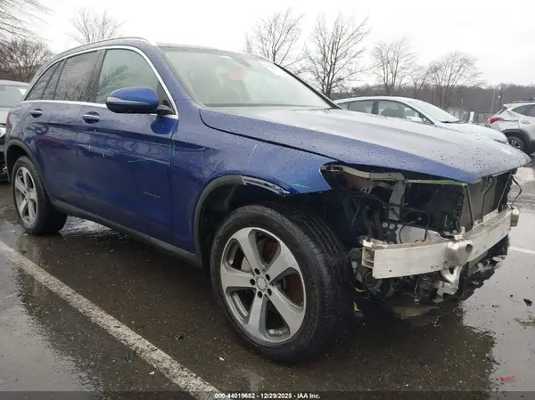 WDC0G4KB5HF156829 2017 MERCEDES-BENZ GLC - Image 1