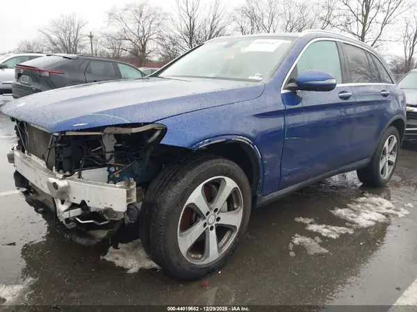 WDC0G4KB5HF156829 2017 MERCEDES-BENZ GLC - Image 2