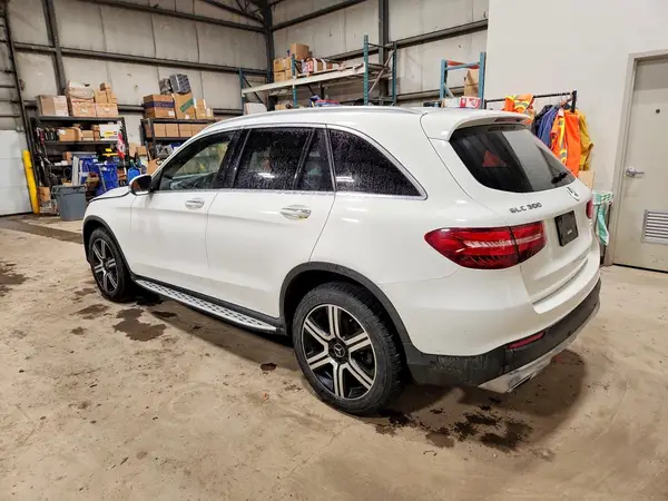 WDC0G4KB5HF157303 2017 MERCEDES-BENZ GLC - Image 2