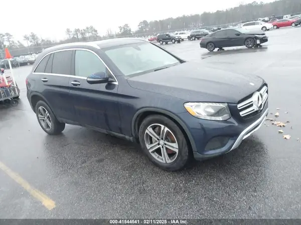WDC0G4KB5HF165854 2017 MERCEDES-BENZ GLC - Image 1