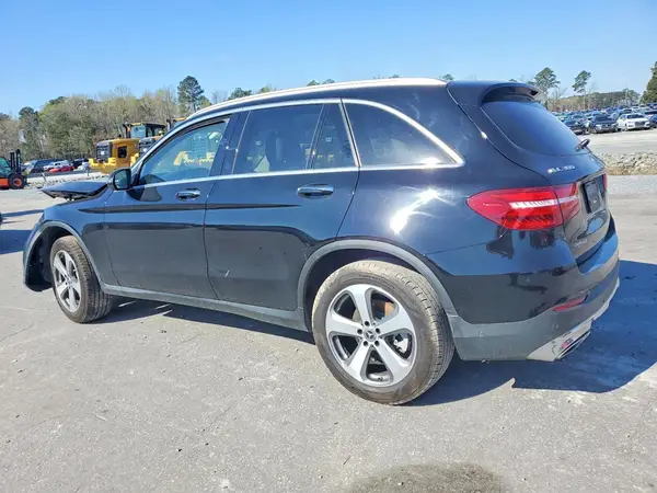 WDC0G4KB5HF235918 2017 MERCEDES-BENZ GLC - Image 2