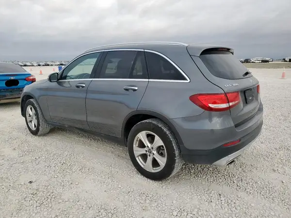 WDC0G4KB5HV009321 2017 MERCEDES-BENZ GLC - Image 2