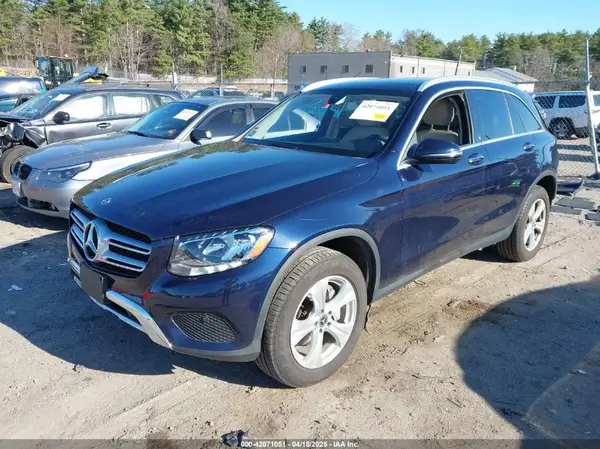 WDC0G4KB5HV009478 2017 MERCEDES-BENZ GLC - Image 2
