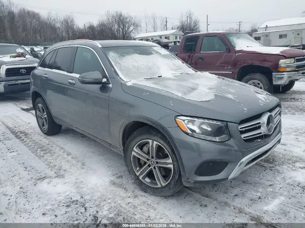 WDC0G4KB5JF475637 2018 MERCEDES-BENZ GLC - Image 1