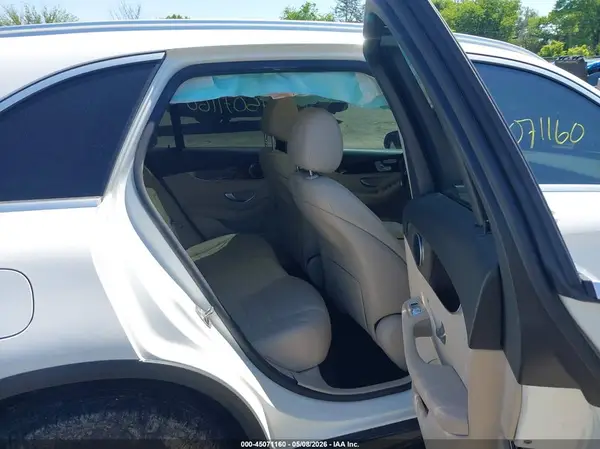WDC0G4KB5JV046276 2018 MERCEDES-BENZ GLC - Image 8