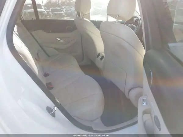 WDC0G4KB5JV058623 2018 MERCEDES-BENZ GLC - Image 8