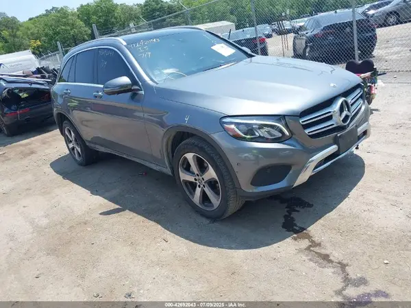 WDC0G4KB5JV088284 2018 MERCEDES-BENZ GLC - Image 1