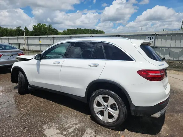 WDC0G4KB5JV089922 2018 MERCEDES-BENZ GLC - Image 2
