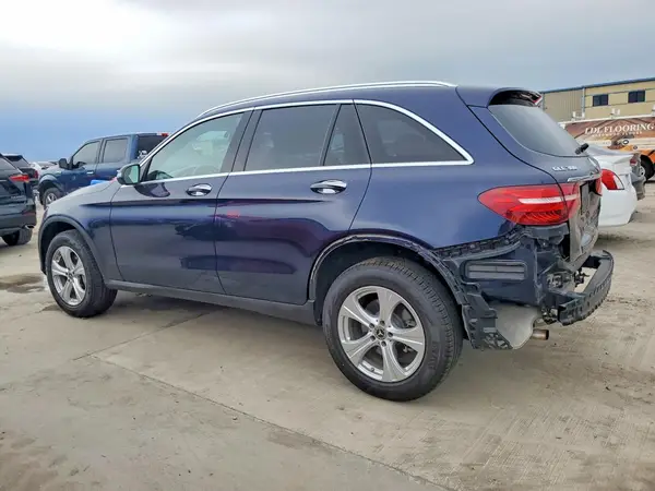 WDC0G4KB5JV094683 2018 MERCEDES-BENZ GLC - Image 2