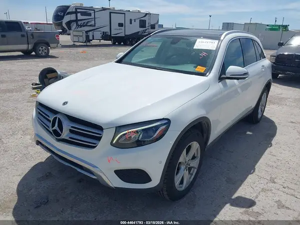 WDC0G4KB5JV100966 2018 MERCEDES-BENZ GLC - Image 2