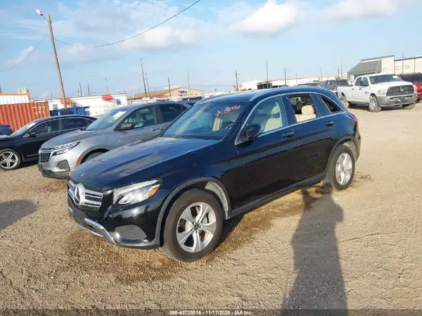 WDC0G4KB5JV105486 2018 MERCEDES-BENZ GLC - Image 2