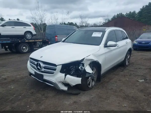 WDC0G4KB5JV109571 2018 MERCEDES-BENZ GLC - Image 2