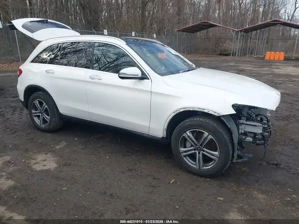 WDC0G4KB5JV113619 2018 MERCEDES-BENZ GLC - Image 1