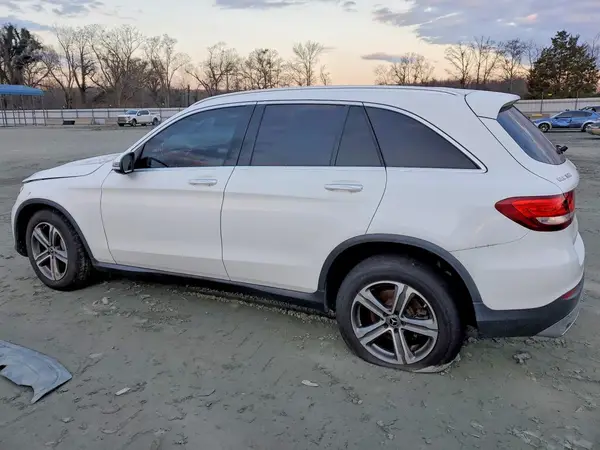 WDC0G4KB5JV115466 2018 MERCEDES-BENZ GLC - Image 2
