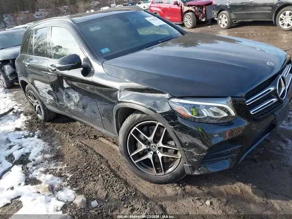 WDC0G4KB5JV116195 2018 MERCEDES-BENZ GLC - Image 1