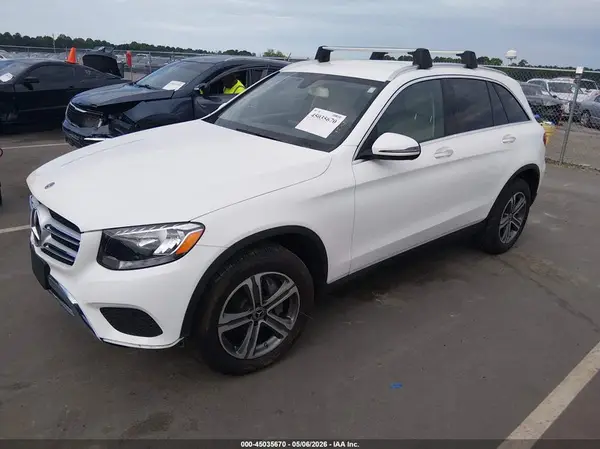 WDC0G4KB5K1005199 2019 MERCEDES-BENZ GLC - Image 2
