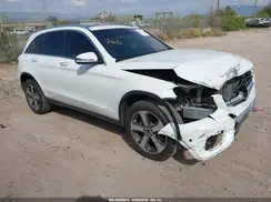 WDC0G4KB5KF605966 2019 MERCEDES-BENZ GLC