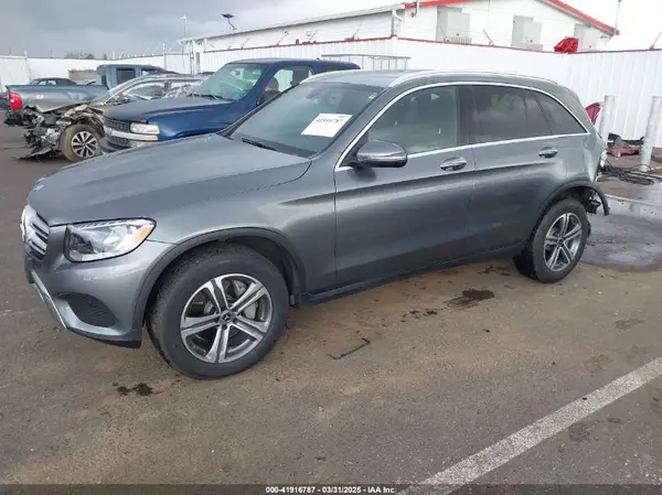 WDC0G4KB5KF617793 2019 MERCEDES-BENZ GLC - Image 2