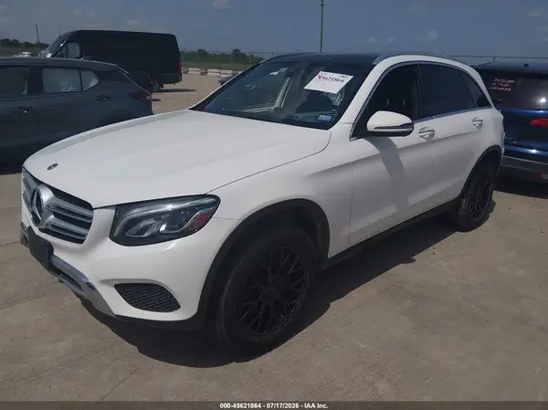 WDC0G4KB5KF664922 2019 MERCEDES-BENZ GLC - Image 2