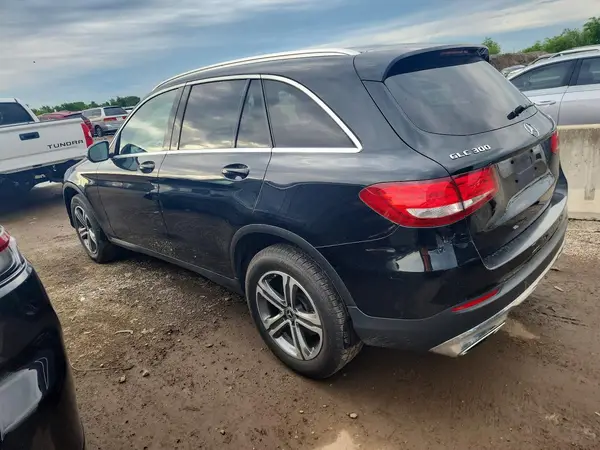 WDC0G4KB5KV160697 2019 MERCEDES-BENZ GLC - Image 2