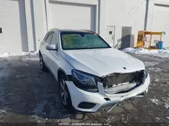 WDC0G4KB5KV162627 2019 MERCEDES-BENZ GLC