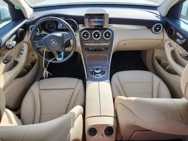 WDC0G4KB5KV182120 2019 MERCEDES-BENZ GLC - Image 8