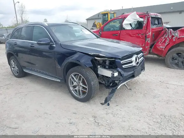 WDC0G4KB5KV185843 2019 MERCEDES-BENZ GLC - Image 1