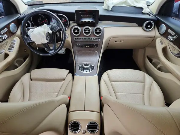 WDC0G4KB5KV194946 2019 MERCEDES-BENZ GLC - Image 8