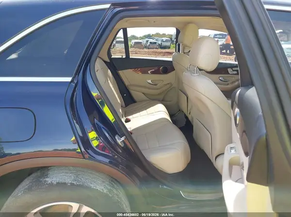 WDC0G4KB6GF031725 2016 MERCEDES-BENZ GLC - Image 8