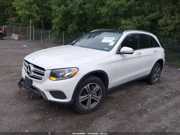 WDC0G4KB6GF031949 2016 MERCEDES-BENZ GLC - Image 2