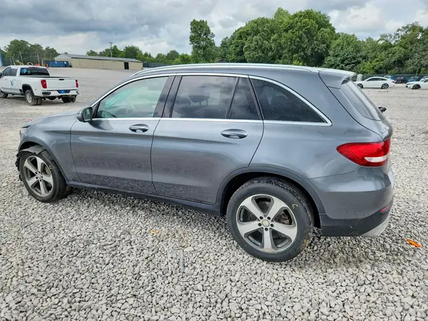 WDC0G4KB6GF036780 2016 MERCEDES-BENZ GLC - Image 2