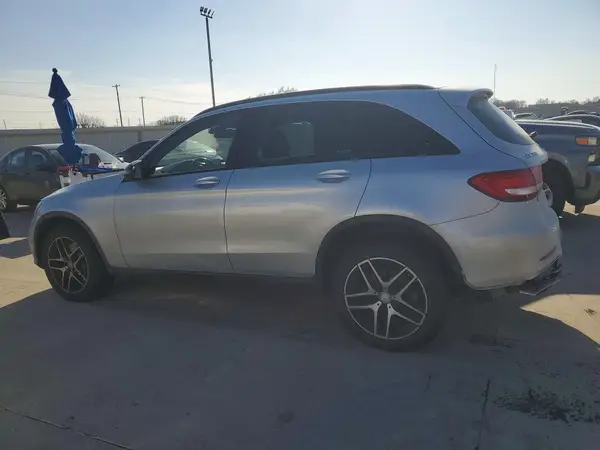 WDC0G4KB6GF051134 2016 MERCEDES-BENZ GLC - Image 2
