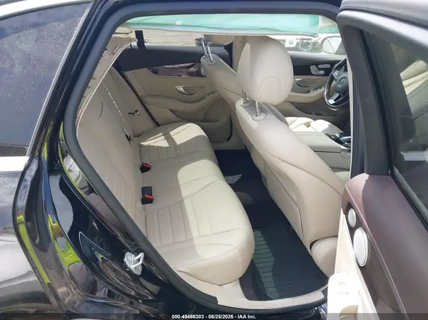 WDC0G4KB6GF065583 2016 MERCEDES-BENZ GLC - Image 8