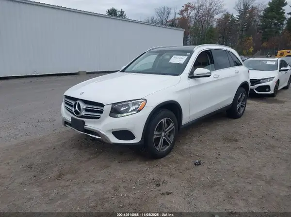 WDC0G4KB6GF070380 2016 MERCEDES-BENZ GLC - Image 2