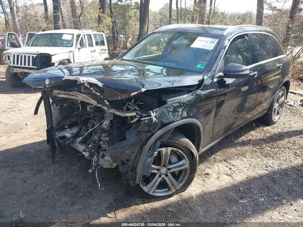 WDC0G4KB6GF097739 2016 MERCEDES-BENZ GLC - Image 2