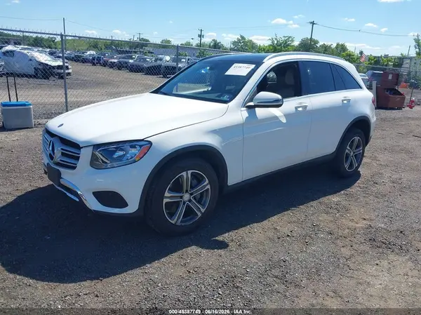 WDC0G4KB6HF116016 2017 MERCEDES-BENZ GLC - Image 2
