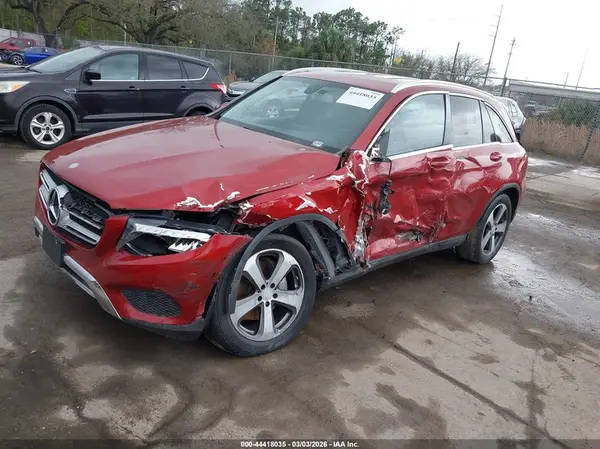 WDC0G4KB6HF133589 2017 MERCEDES-BENZ GLC - Image 2