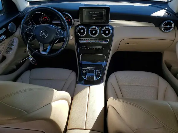WDC0G4KB6HF158654 2017 MERCEDES-BENZ GLC - Image 8