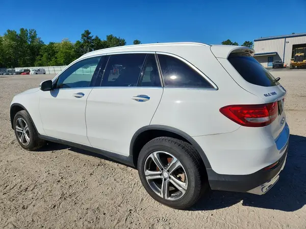 WDC0G4KB6HF165474 2017 MERCEDES-BENZ GLC - Image 2