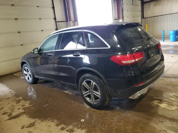 WDC0G4KB6HF204063 2017 MERCEDES-BENZ GLC - Image 2