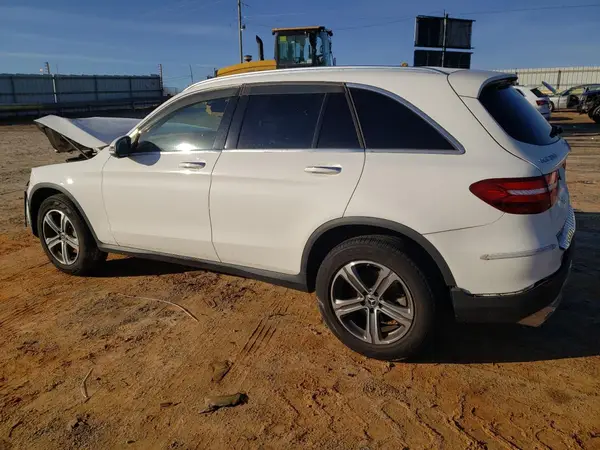 WDC0G4KB6HF234339 2017 MERCEDES-BENZ GLC - Image 2