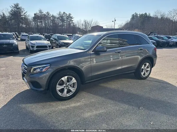WDC0G4KB6HF256664 2017 MERCEDES-BENZ GLC - Image 2